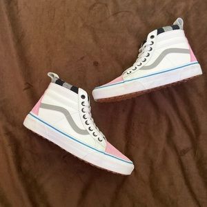 Custom Sk8 Hi MTE Size mens 5.5/ womens 7